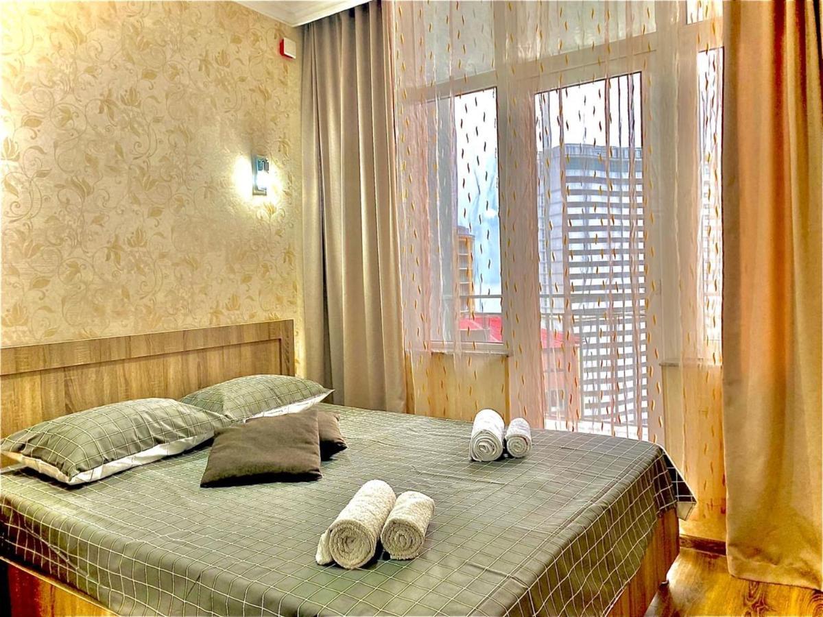 Apartment Black Sea Side บาทูมิ ภายนอก รูปภาพ