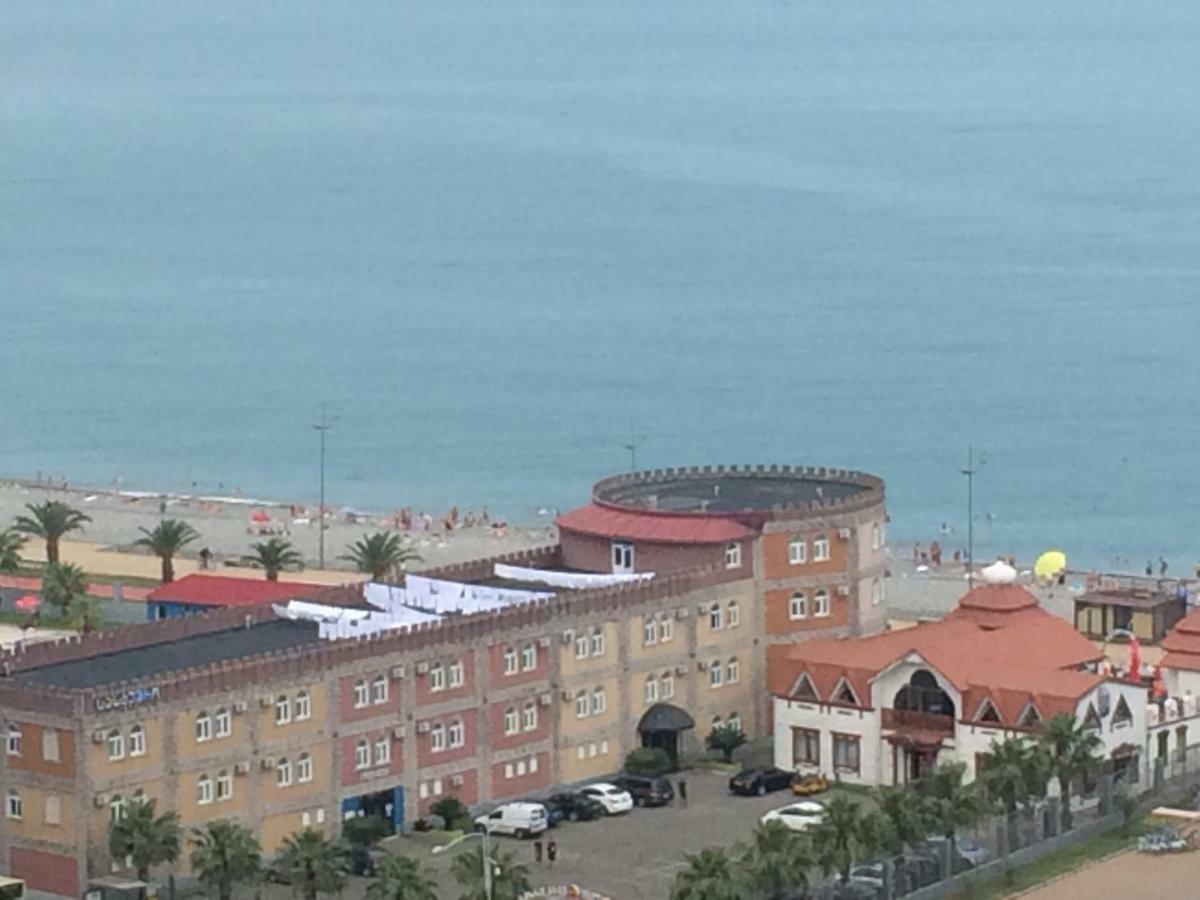 Apartment Black Sea Side บาทูมิ ภายนอก รูปภาพ
